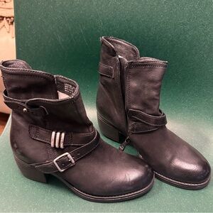 Mix Mooz Griffin Black Leather Boots Booties with Buckle 36/6